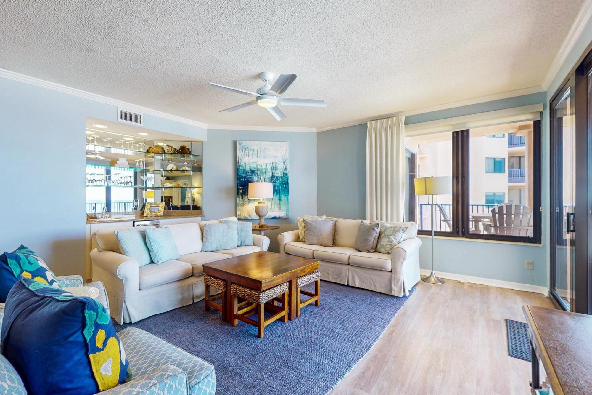 Four Seasons 501w Apartment